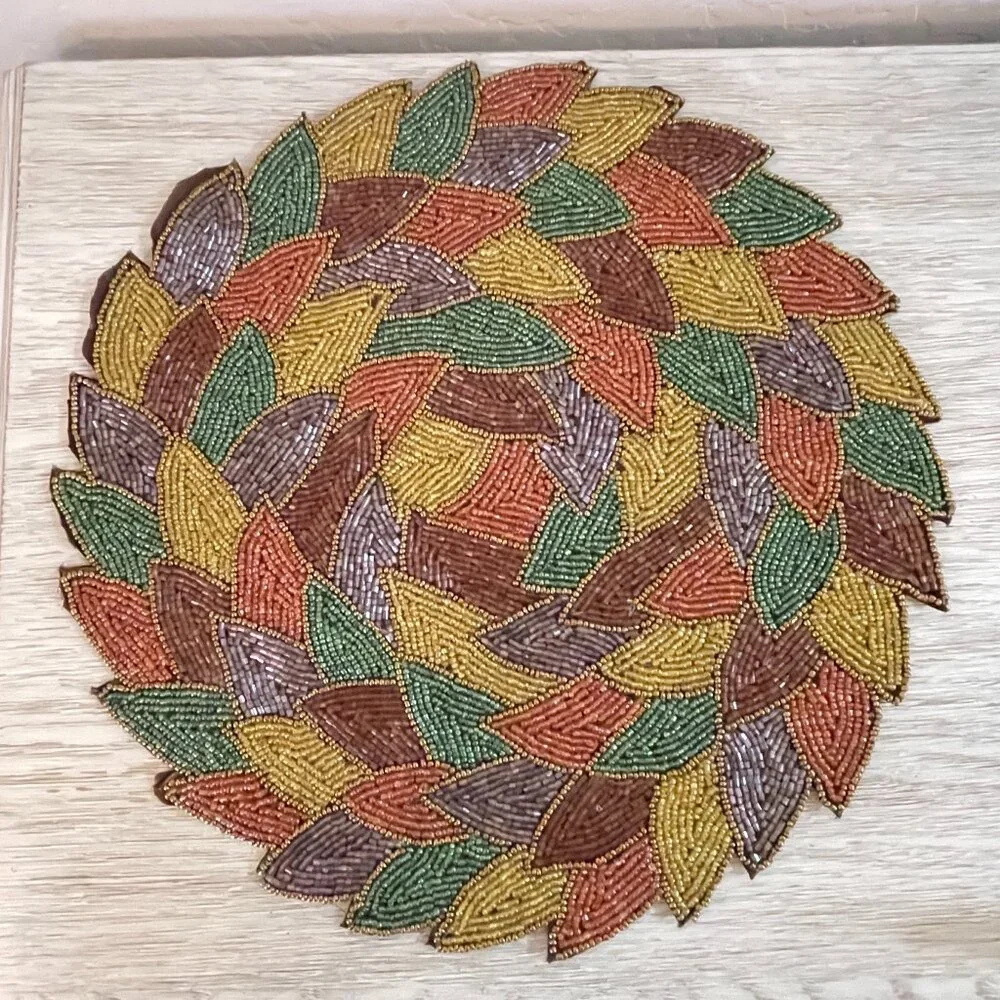 Placemat Fall Multi Colors Beaded Round Leaf Pattern